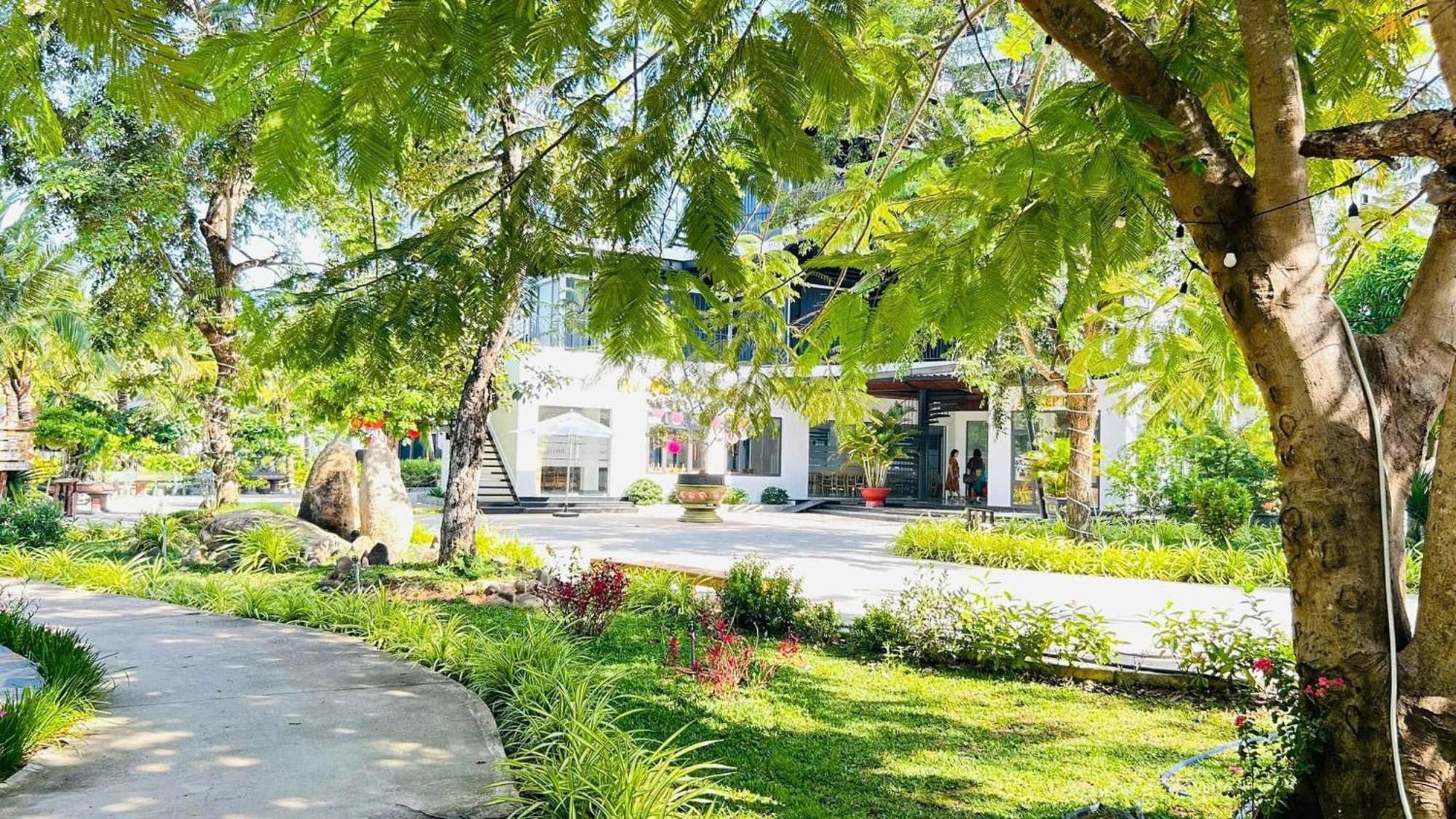 Ho Coc Park & Resort Xa Nhu Lam Exterior photo